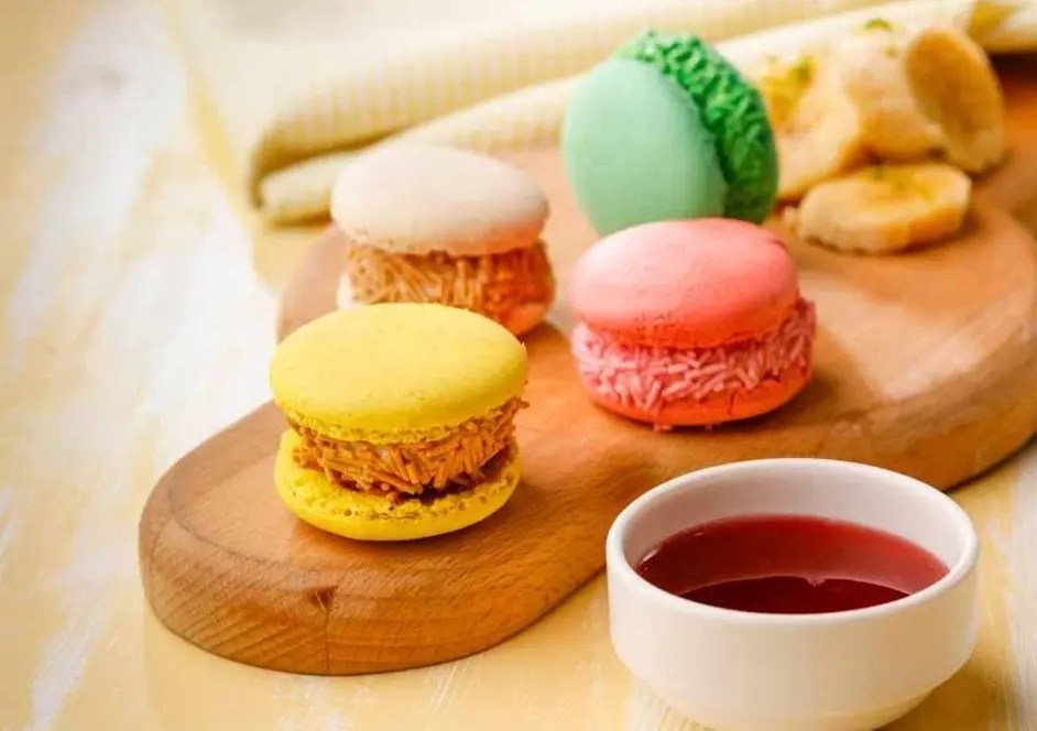 Macaron Ice Cream